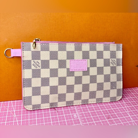 💗 Damier Azure Pink Pochette Leather Wristlet Pouch bag - Picture 13 of 15